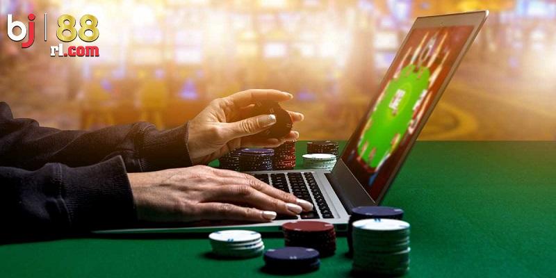 Luật chơi cụ thể của Poker BJ88 Luật chơi cụ thể của Poker BJ88